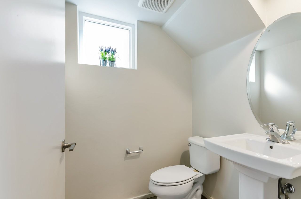 872 E Park Modern Dr - Photo 6 of 15