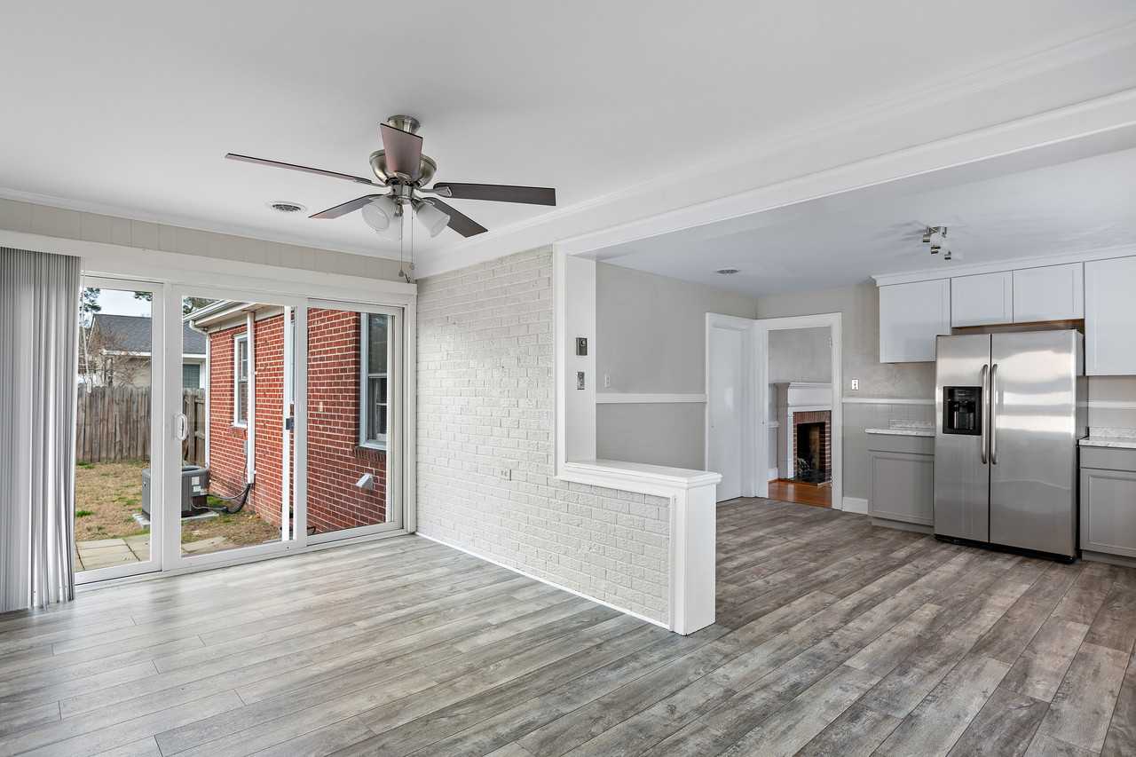 201 Northbrooke Ave - Photo 3 of 9