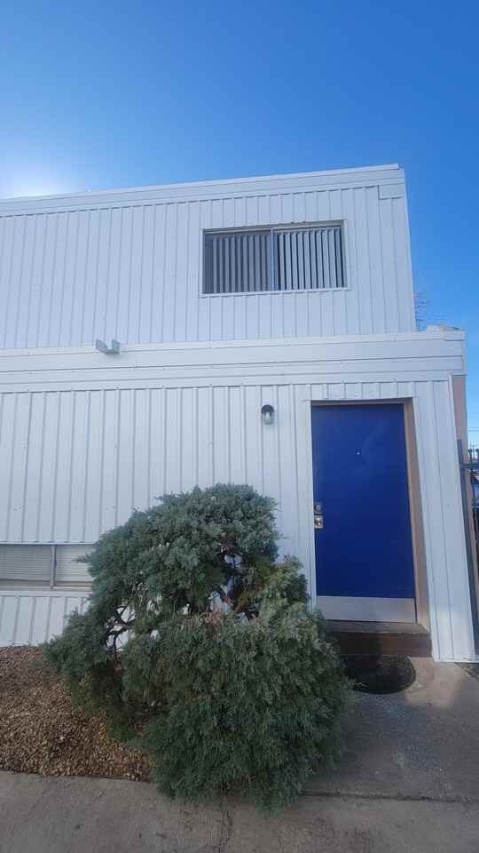 704 Truman St Ne - Photo 2 of 39
