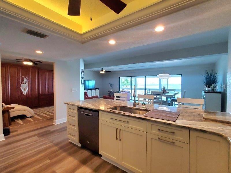 1601 Park Beach Cir #113 - Photo 7 of 34