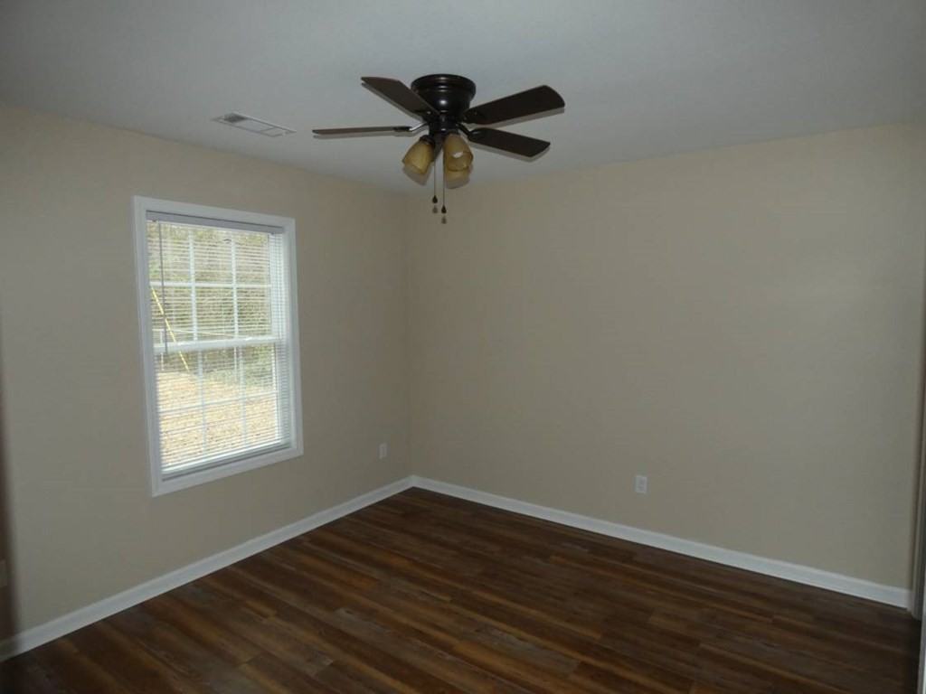 303 Homewood Ave - Photo 5 of 14