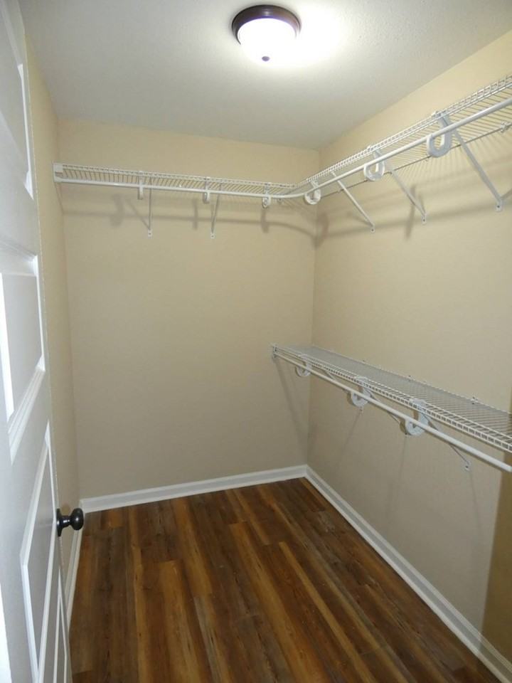 303 Homewood Ave - Photo 6 of 14