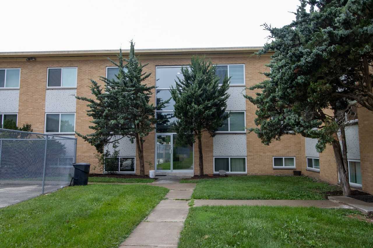 Villa Capri 1722 Apartments 1722 E Broadway, Columbia, MO 65201