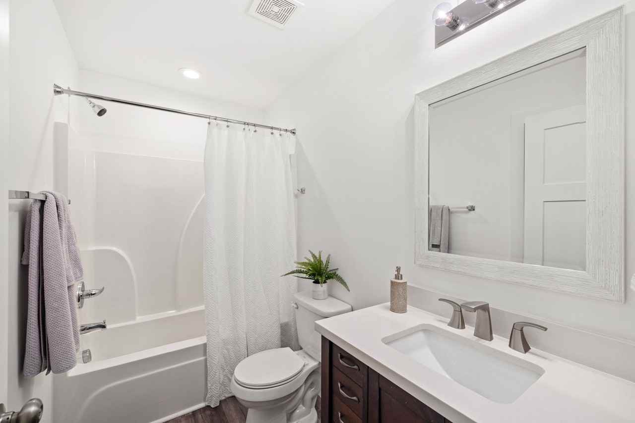 Gibbs Farm - Photo 5 of 8