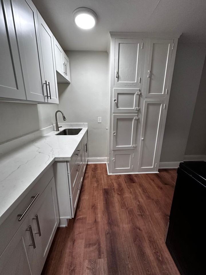 Roygate Apartments 705 E Thomas St, Seattle, WA 98102 Zumper