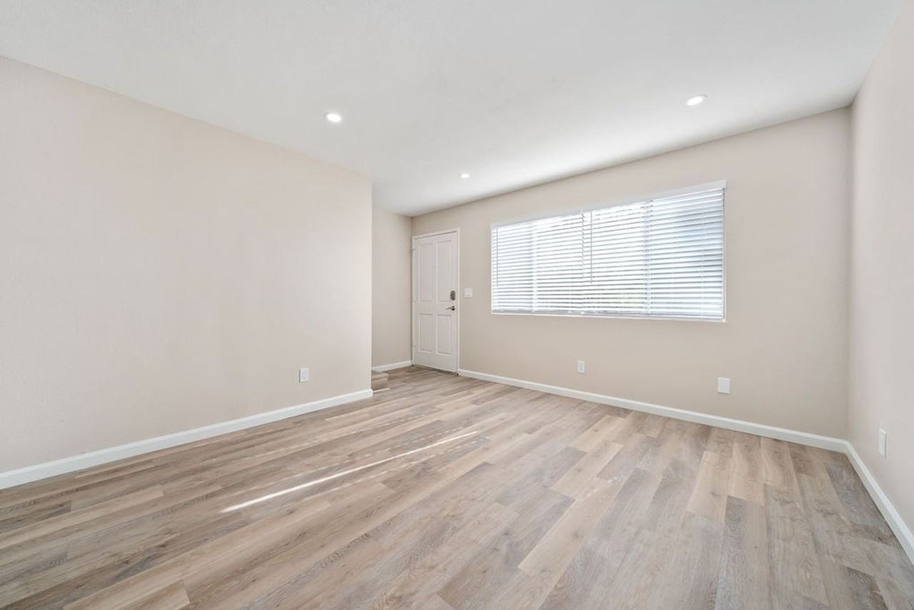 265 N. 16th Street - Photo 7 of 25