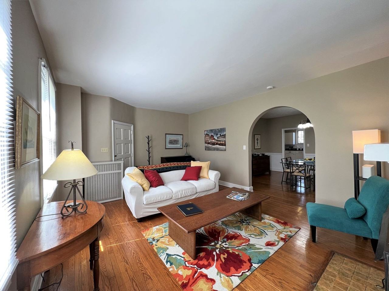 4039 Kingston Pike - Photo 3 of 47