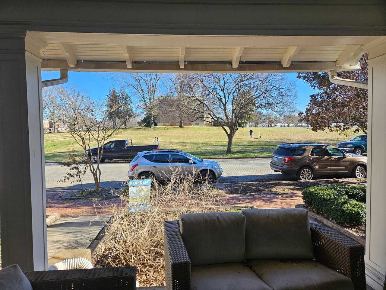 216 N 32nd Street - Photo 3 of 31