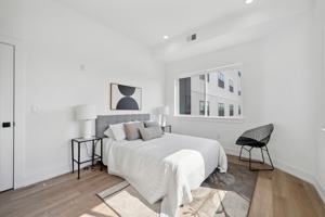 featured image of 3039 Richmond St