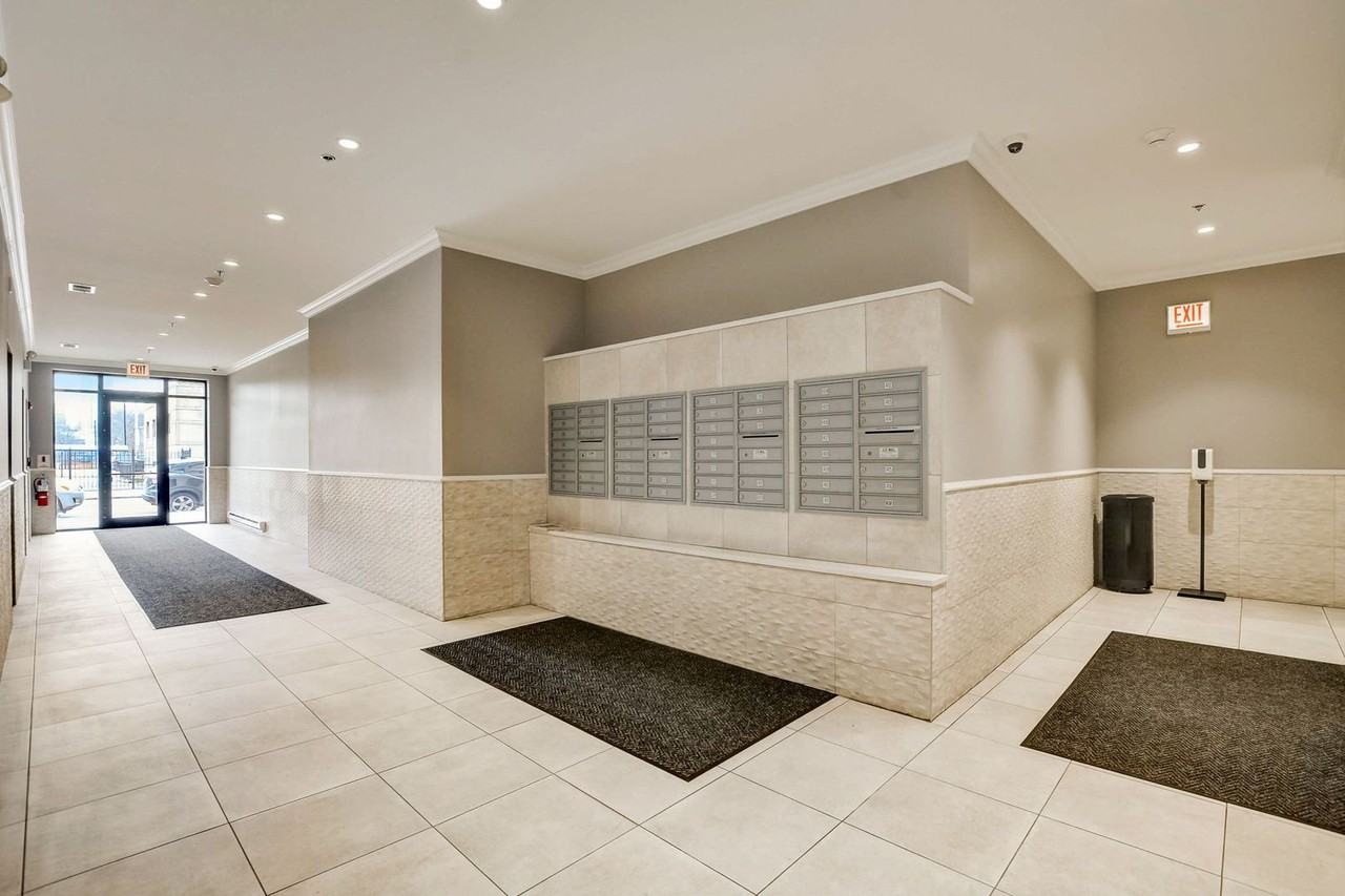 128 South Laflin L.L.C. - Photo 3 of 50