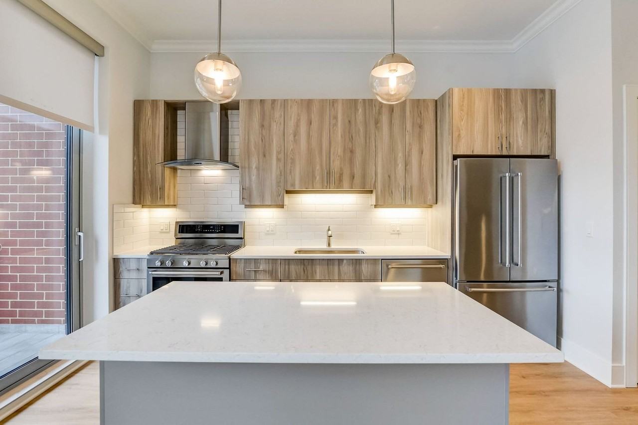 128 South Laflin L.L.C. - Photo 6 of 50