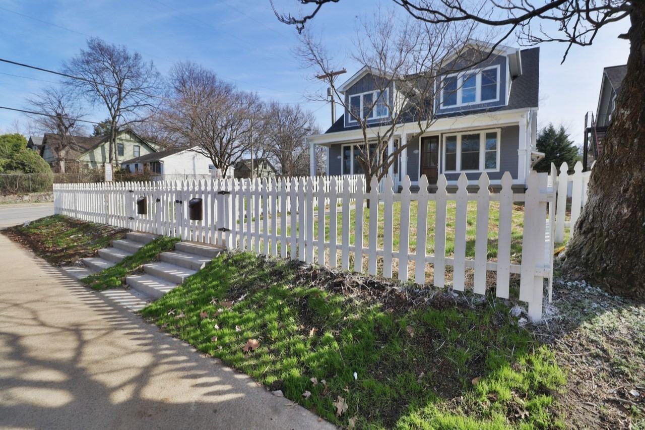 628 Shelby Ave Apartments in Historic Edgefield, Nashville, TN 37206