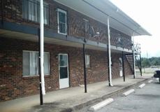 Country Squire Apartments - Saf - Photo 1 of 1