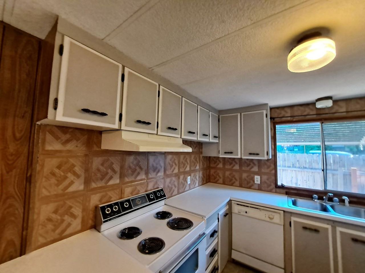 CM143 - Photo 3 of 8