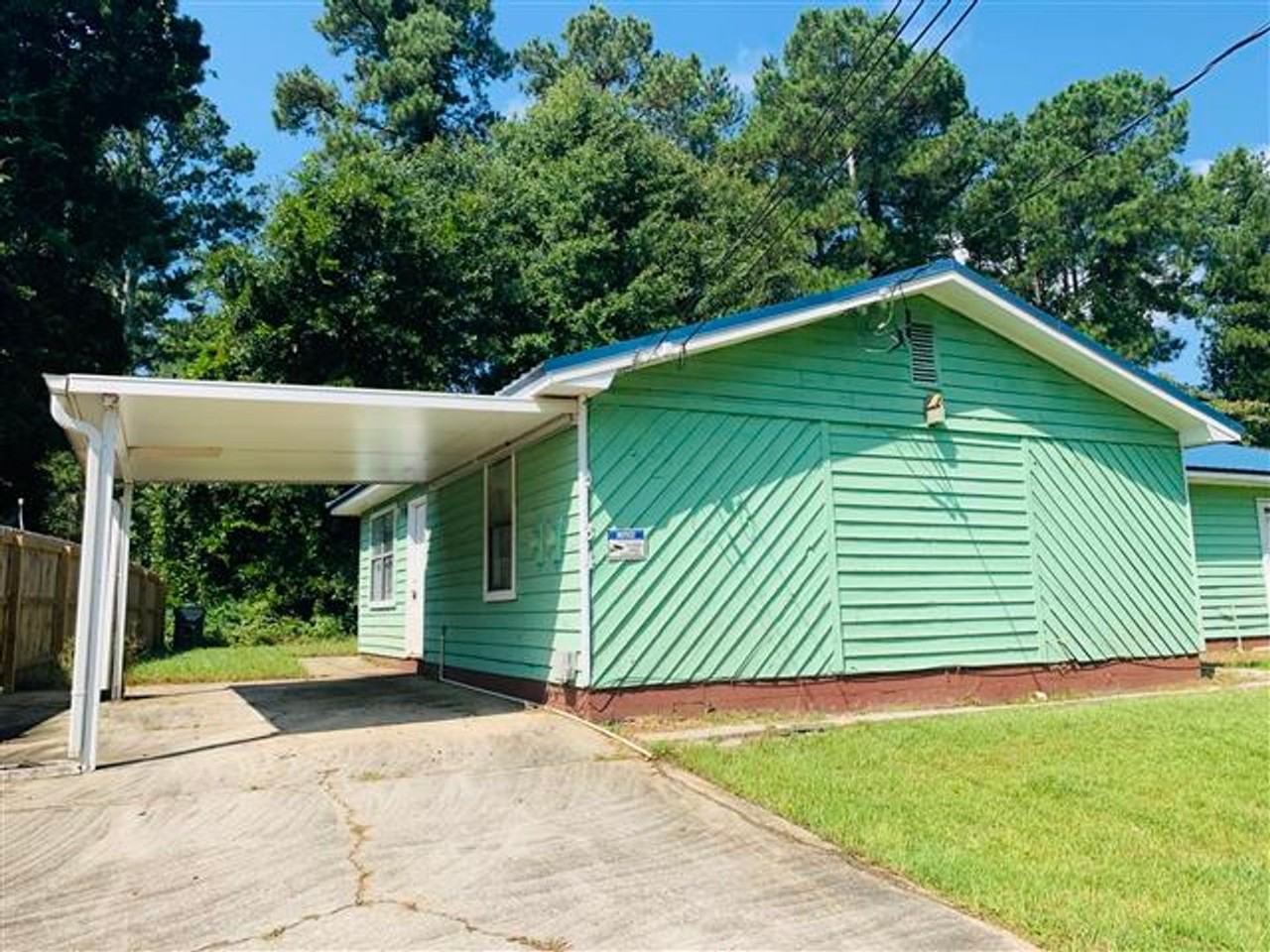 9132 Bent Pine Ct NE - Photo 2 of 16