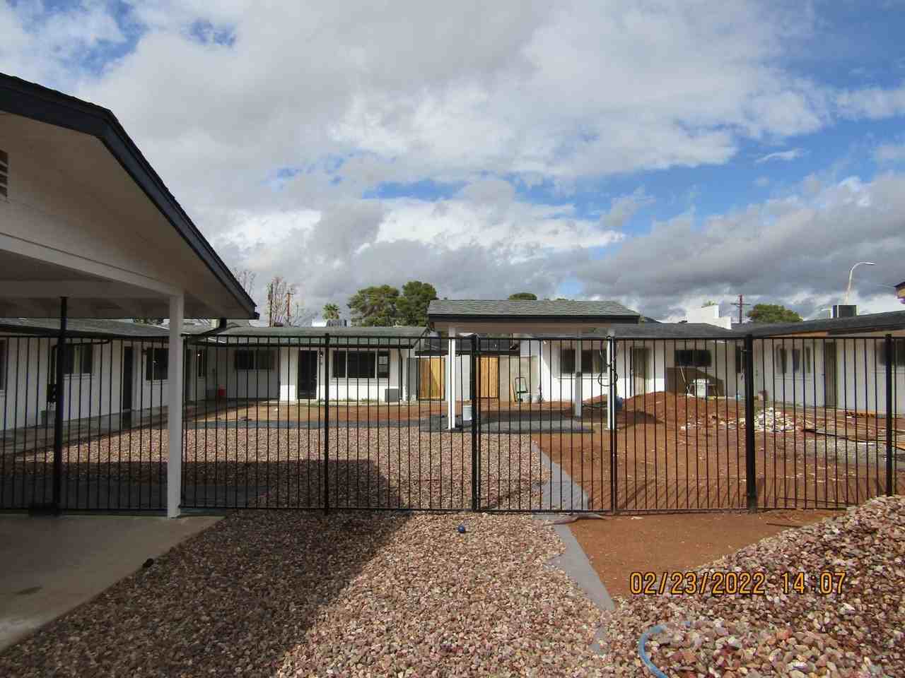 4912 E Holly St - Photo 3 of 17