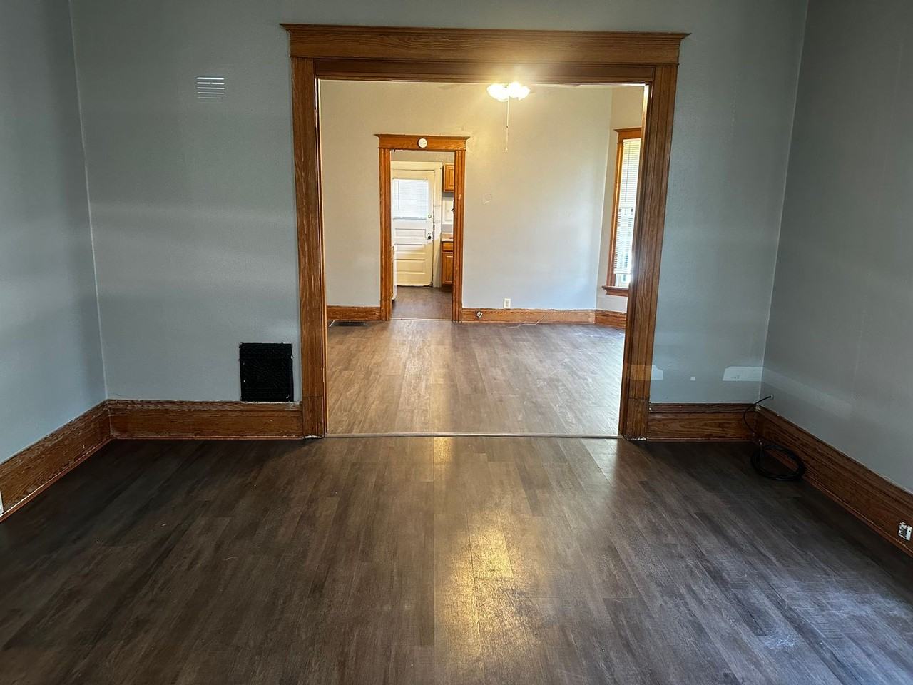 535 17th Street - Photo 3 of 35