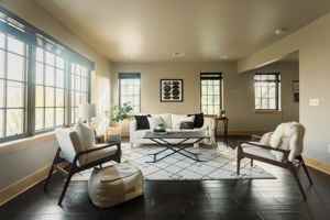 featured image of 909 Nw 12th St