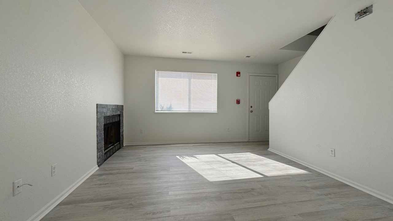 2107 Chautard Dr - Photo 3 of 15