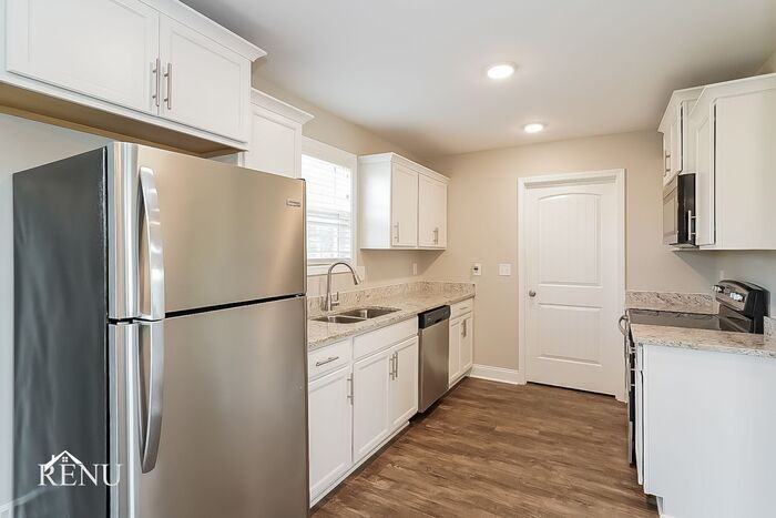 102 Sage Dr - Photo 2 of 17