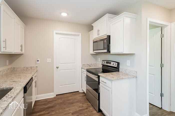 102 Sage Dr - Photo 3 of 17
