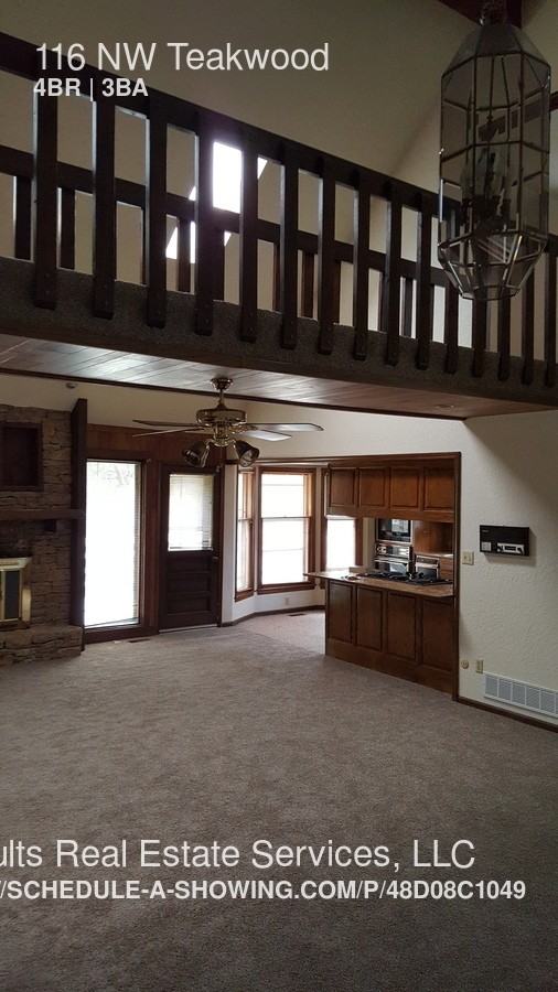 116 NW Teakwood St - Photo 3 of 25