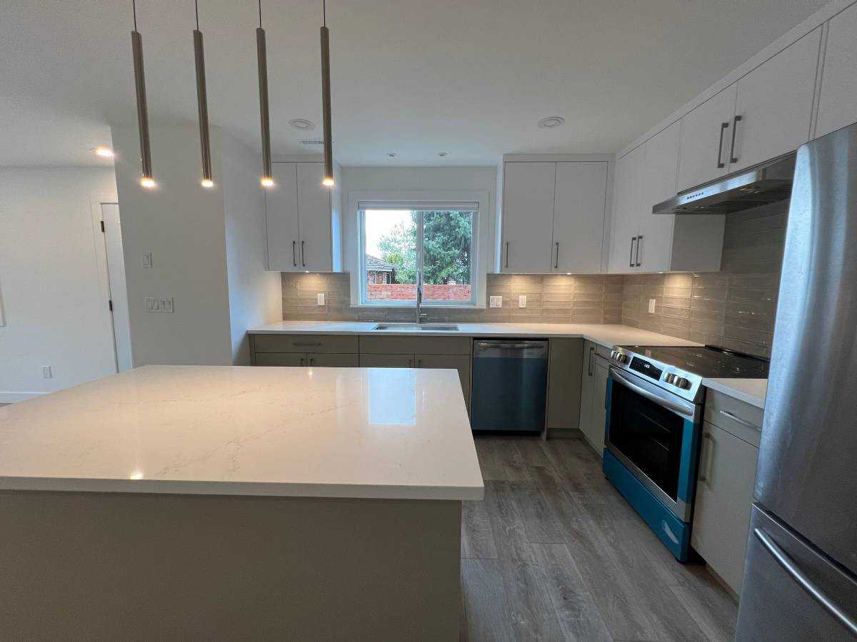 12096 Irving Street - Photo 3 of 23