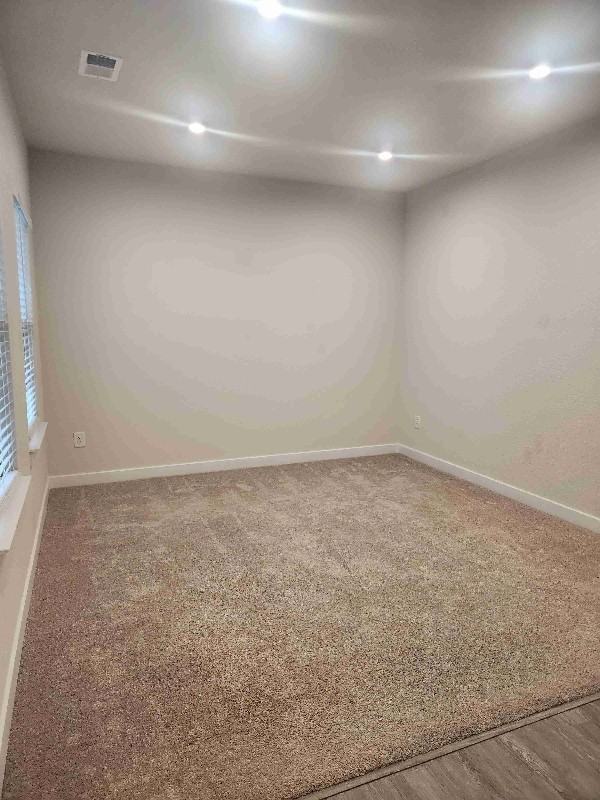 109 Declaration Ln - Photo 3 of 20