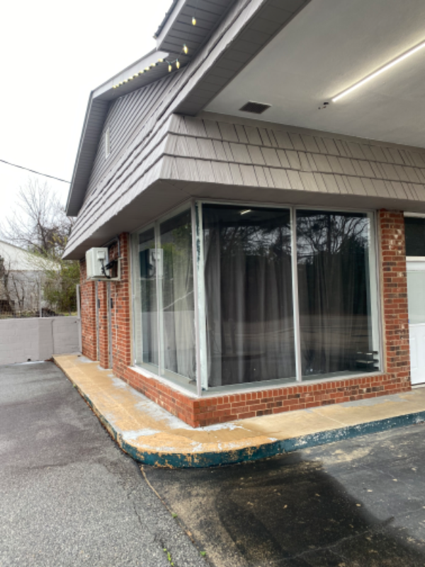 1030 S Salisbury Ave - Photo 2 of 20