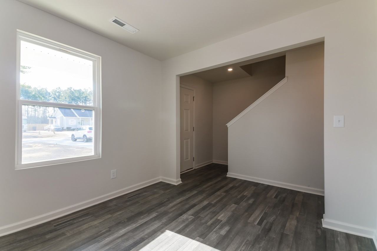 104 Kyles Ct - Photo 6 of 20