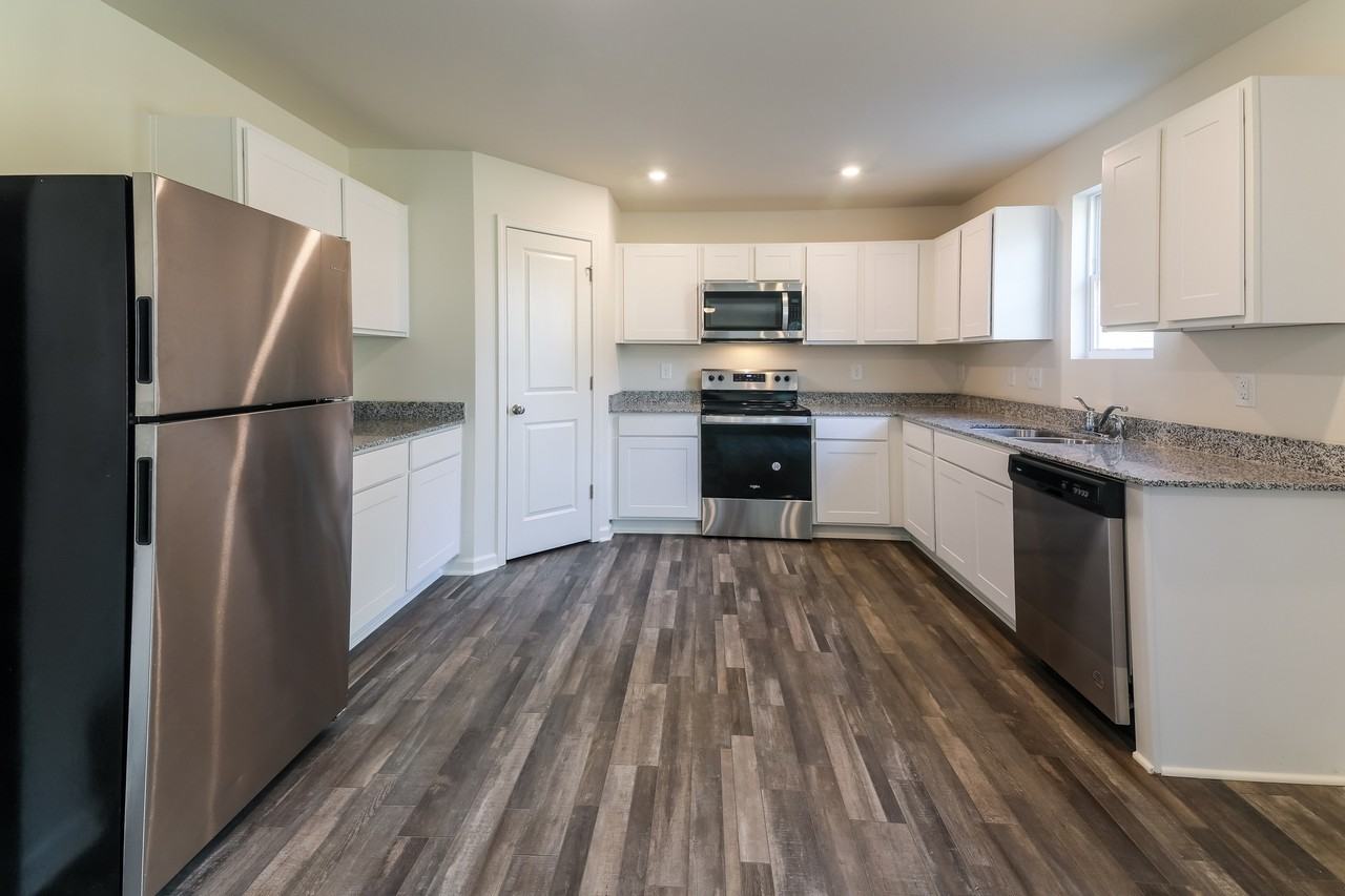 104 Kyles Ct - Photo 7 of 20