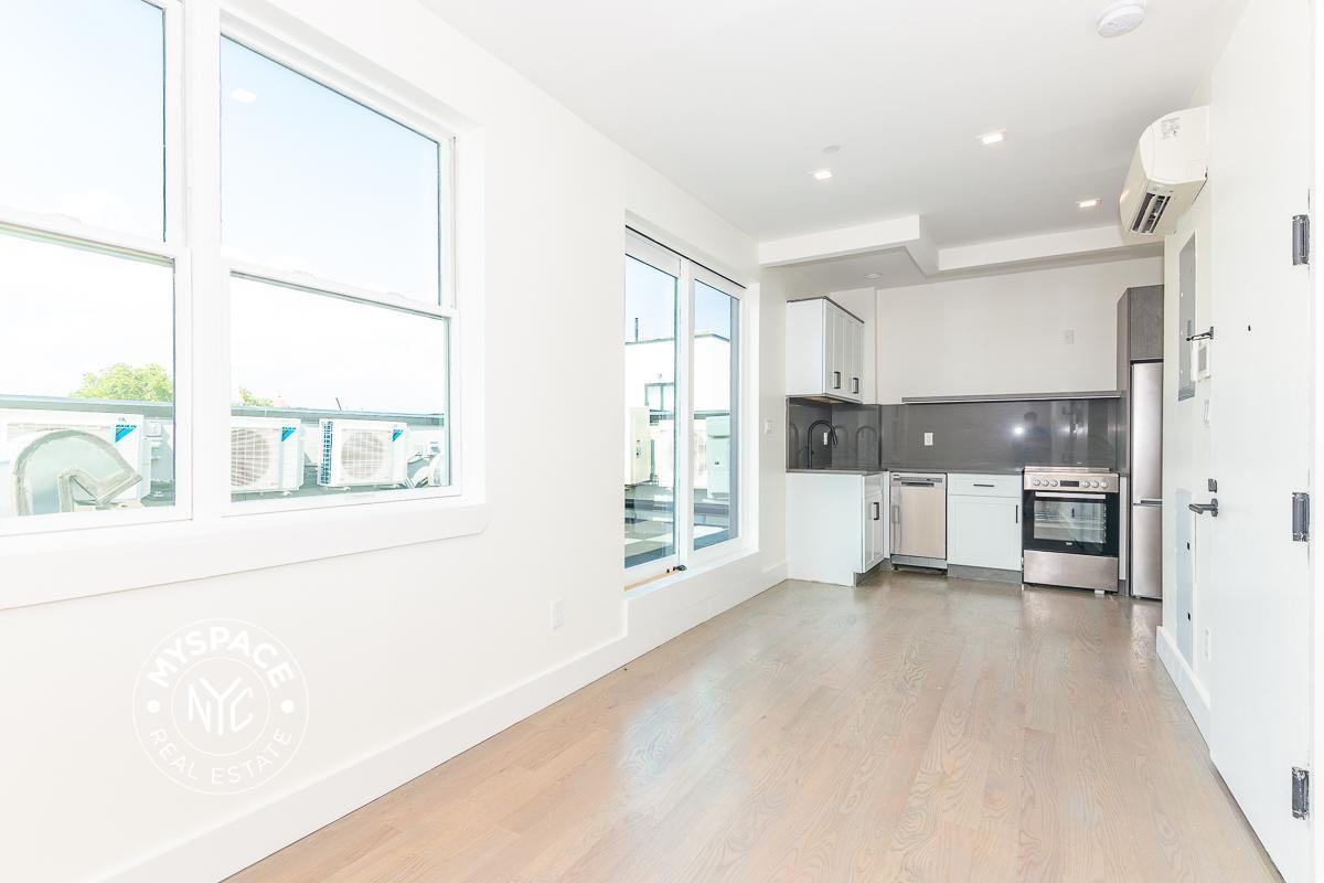 2911 Albemarle Rd #5F - Photo 5 of 16