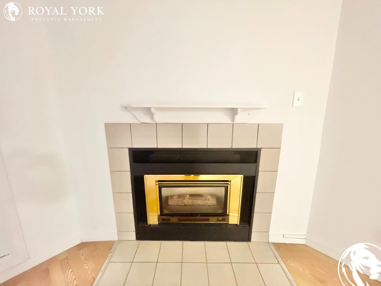 130 Conway Dr #147 - Photo 3 of 32