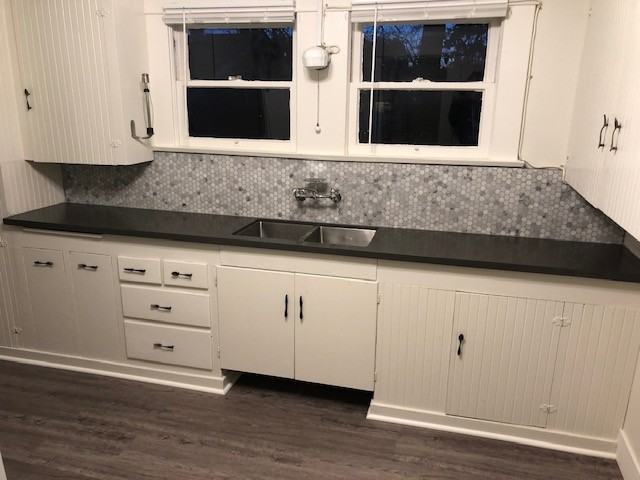 122 Grove St #1 - Photo 3 of 8