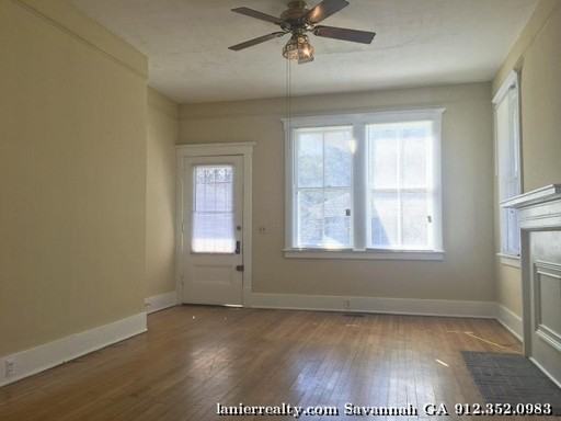 1004 E 41st St - Photo 3 of 16