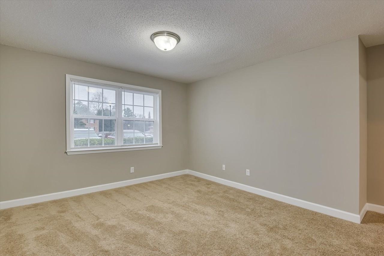 2905 Arrowhead Dr Apt D3 - Photo 5 of 26