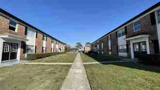5317 Curry Ford Rd #O201 - Photo 1 of 1