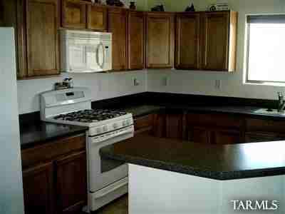 14397 N Bannerstone Ct - Photo 3 of 20
