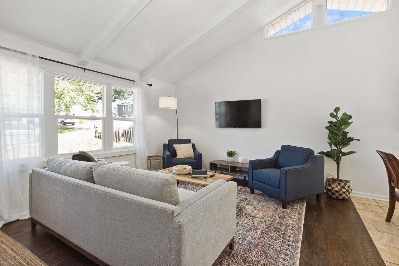 8617 West 92nd Street #1 - Photo 5 of 27