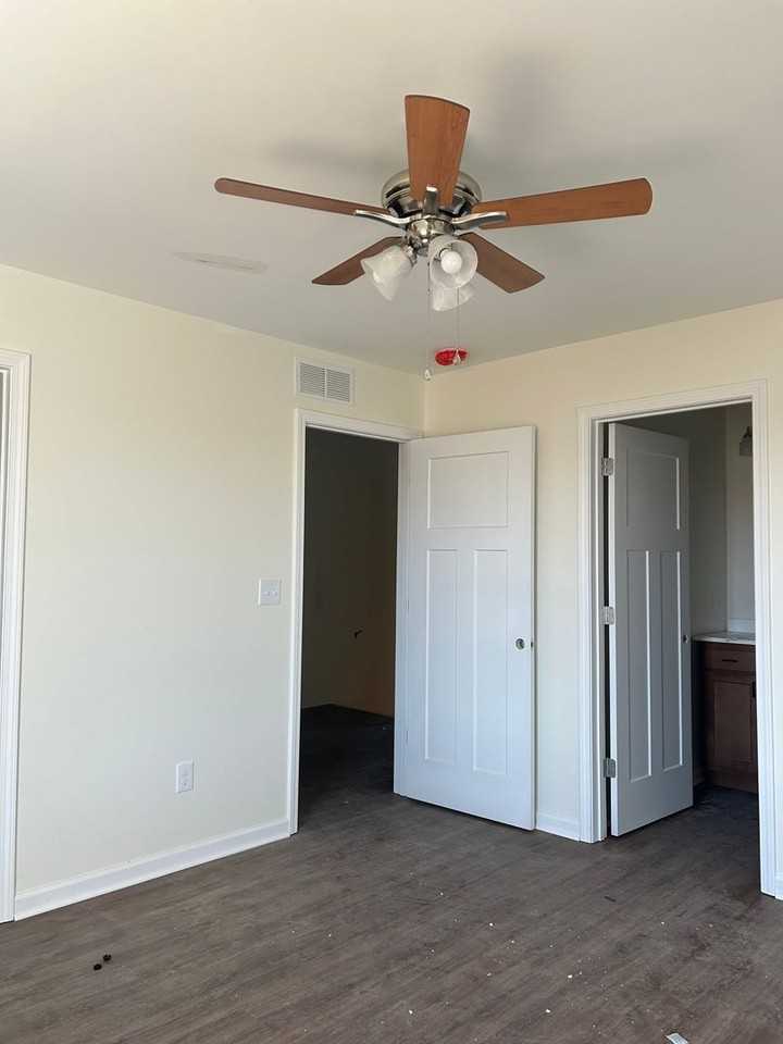 Wisteria Bldg 4 phase 1 - Photo 2 of 4