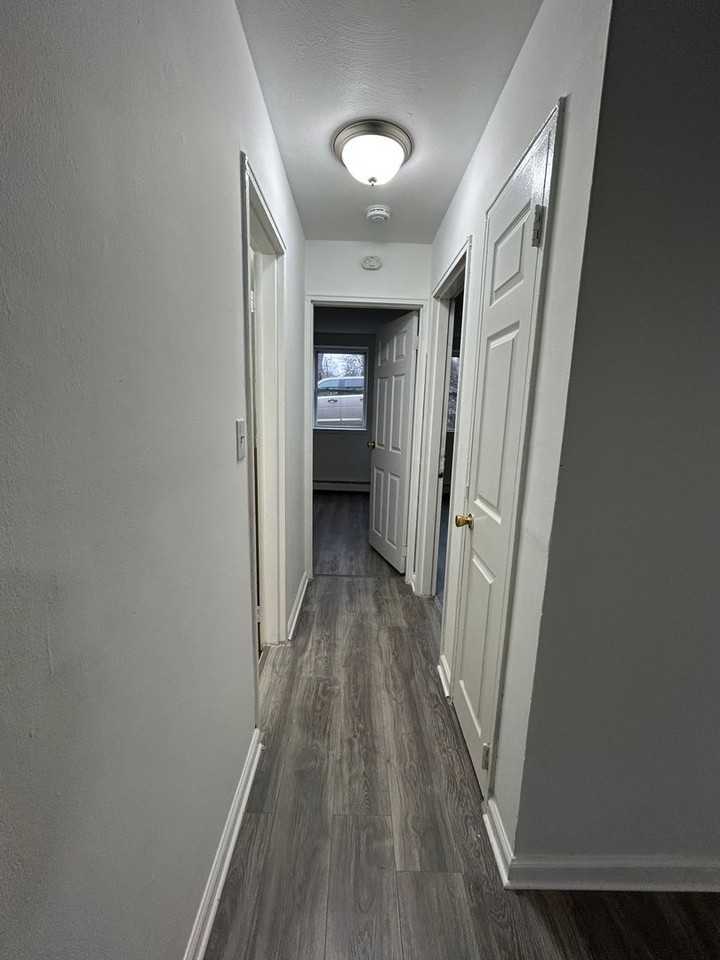 2030 Riverside Drive - Photo 3 of 30