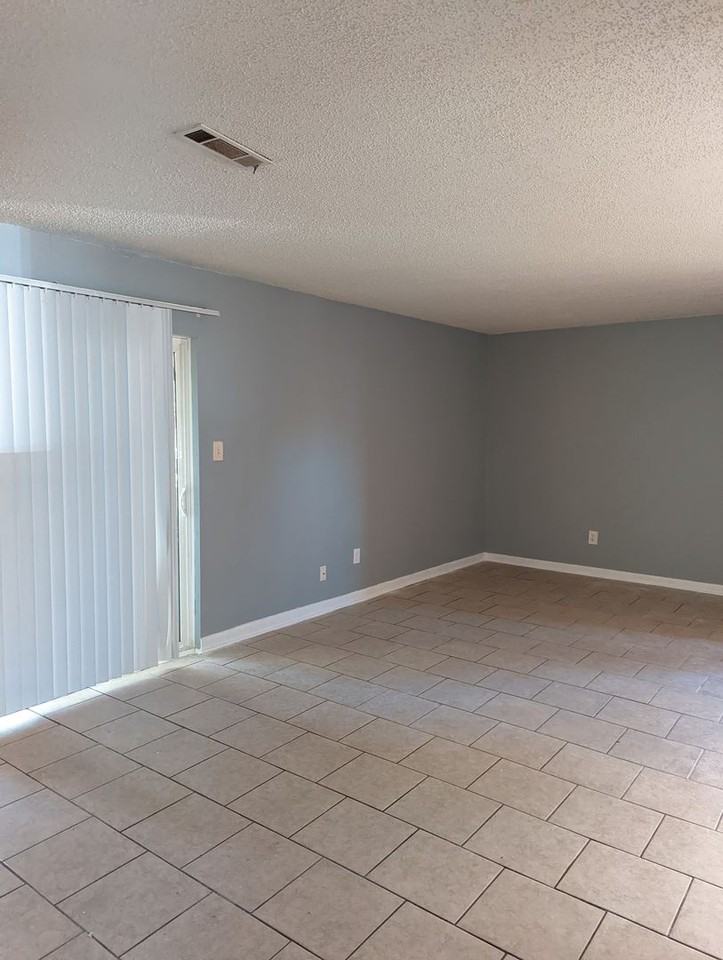 4914 Cotton Row - Photo 2 of 7