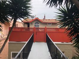 featured image of 2037 Garnet Ave