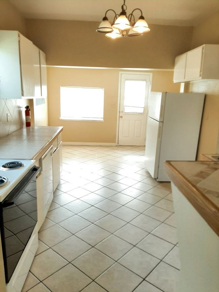 1600 7th Avenue - Photo 4 of 35