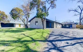 5703 Gloucester Ln - Photo 1 of 1