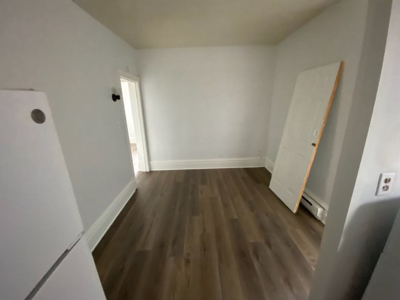 2138 Green St - Photo 3 of 5