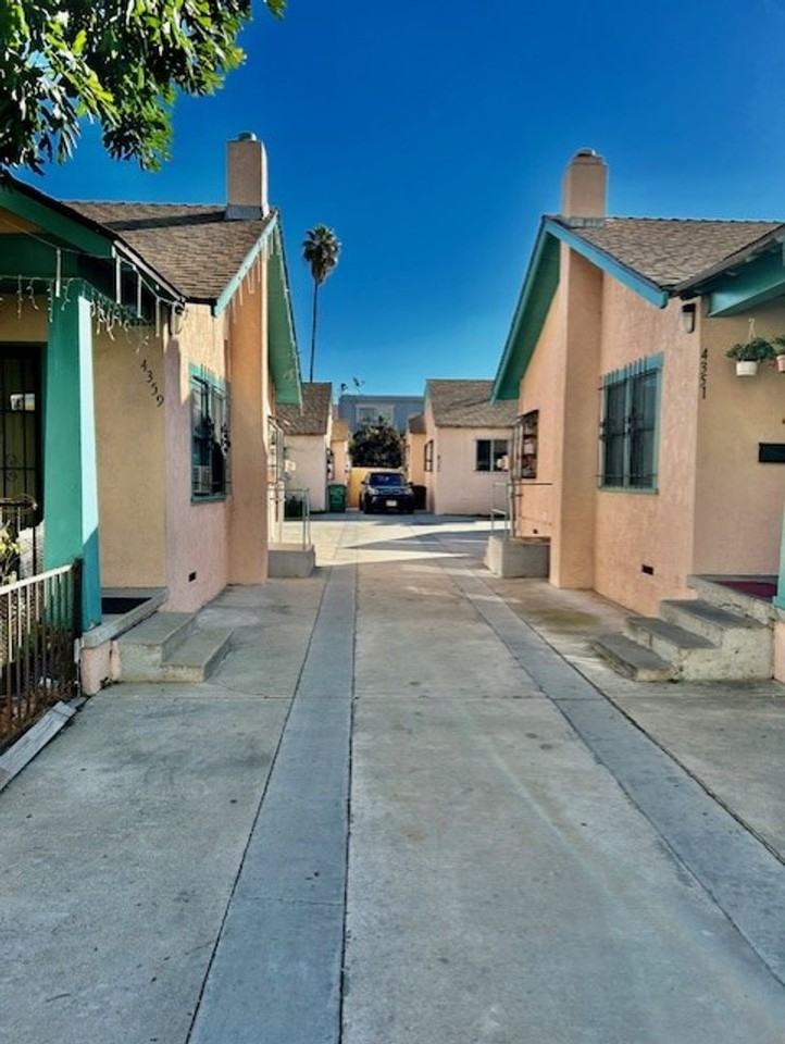 4355 44th St - Photo 2 of 16