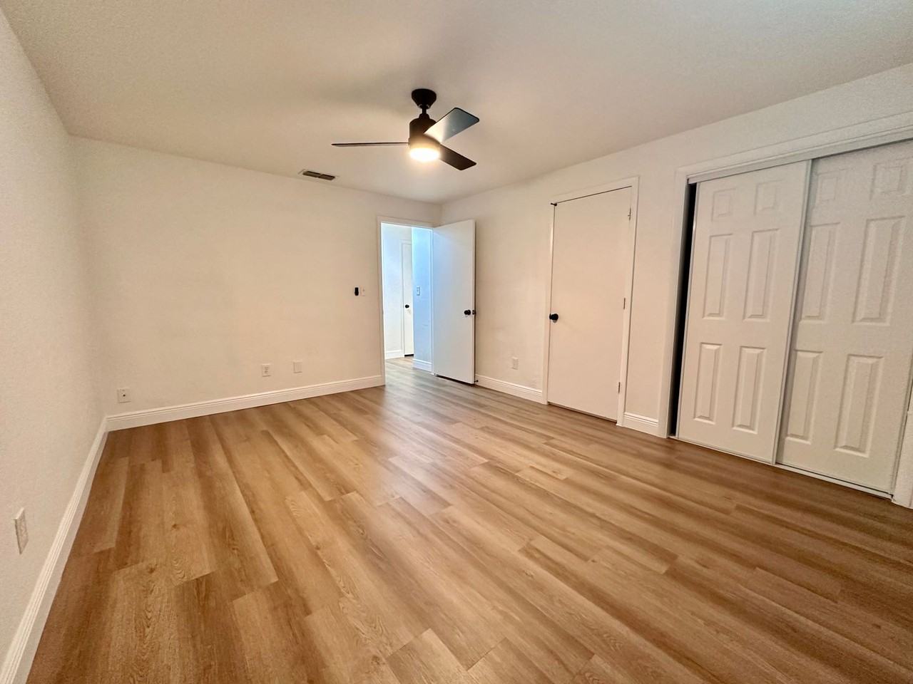 2 Bedroom/1 Bathroom Move - Photo 6 of 19