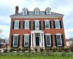 featured image of 446 W 6th St