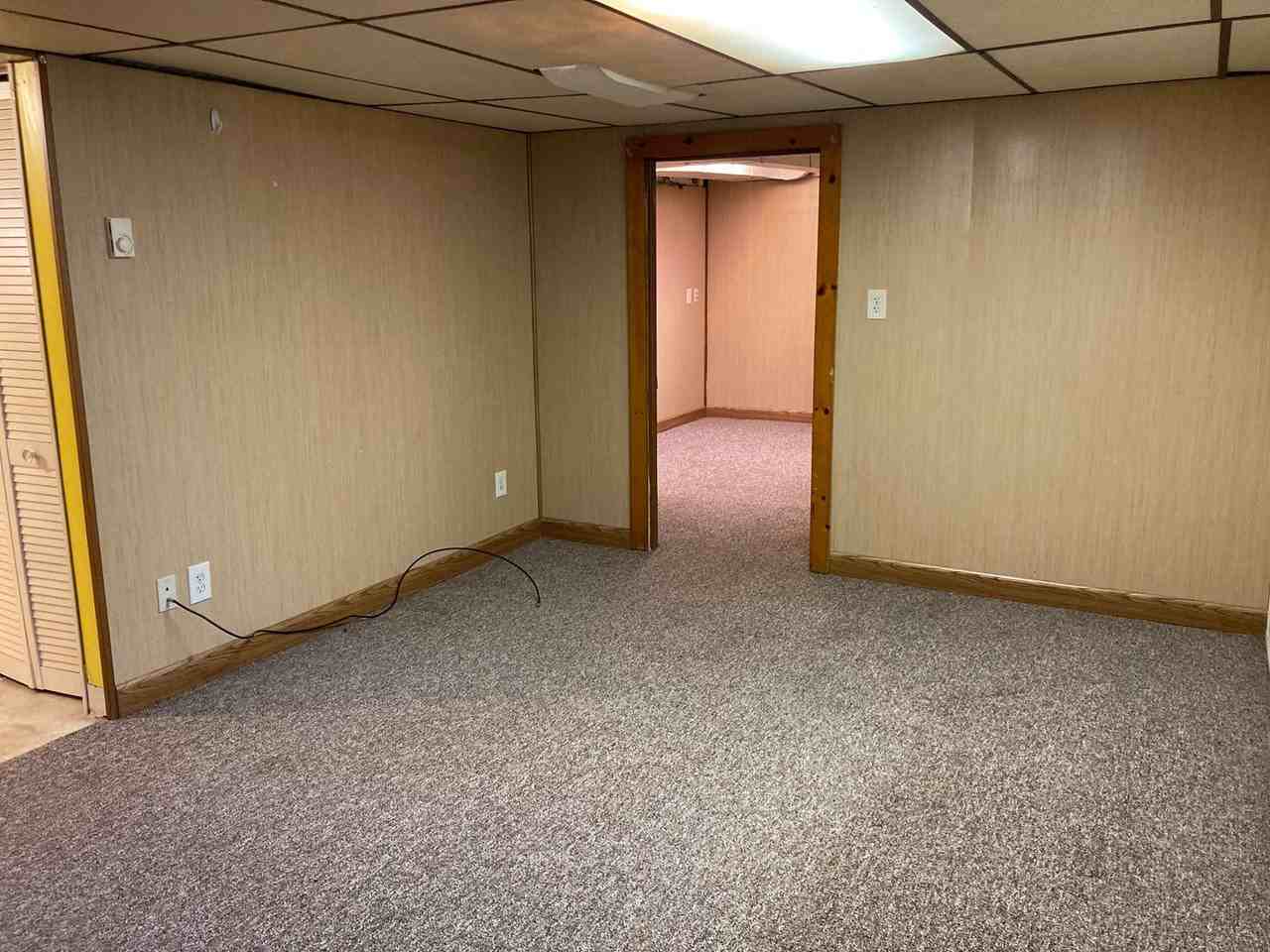 1066-1070 86th Ave W - Photo 3 of 25